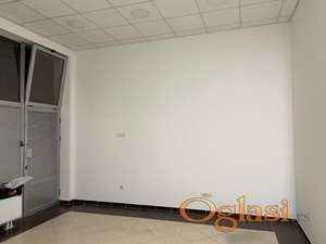 Lokal u prizemlju za sve namene.